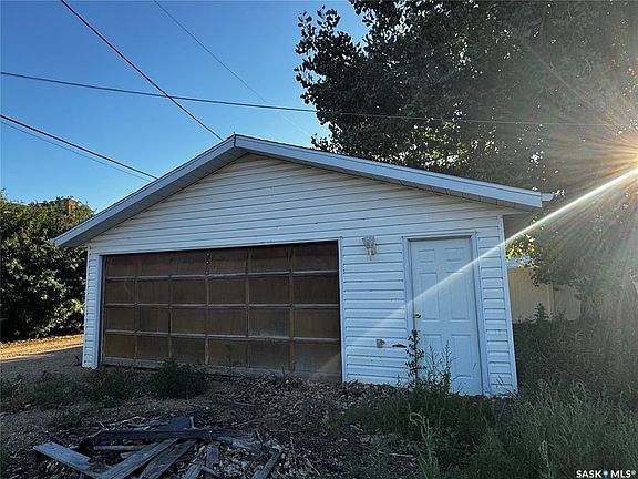 2nd image of 104 2nd Ave W