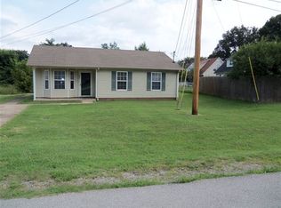 1002 Caroline Dr, Oak Grove, KY 42262