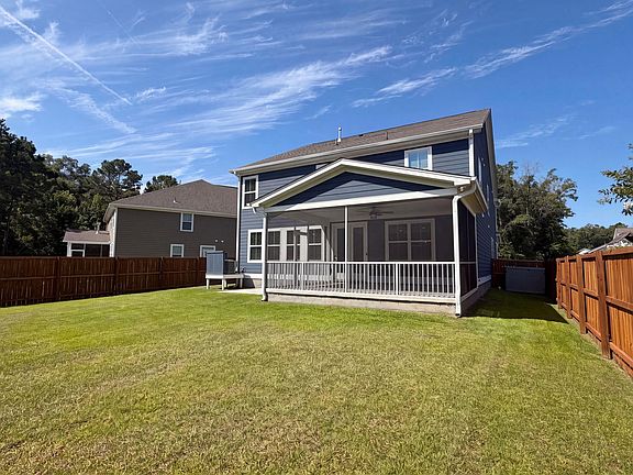 5th image of 203 Plowden Mill Ct