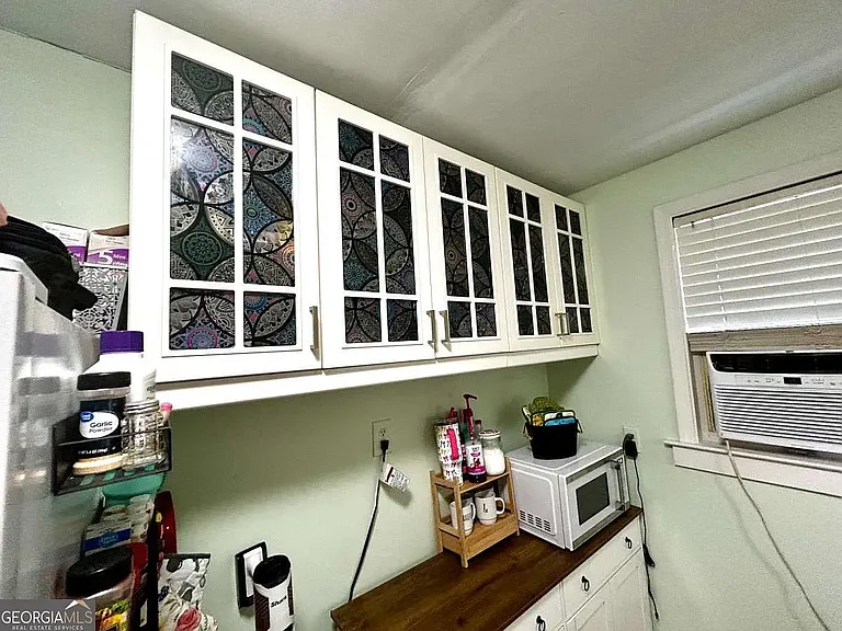 259 N Oliver St #B — Photo 8