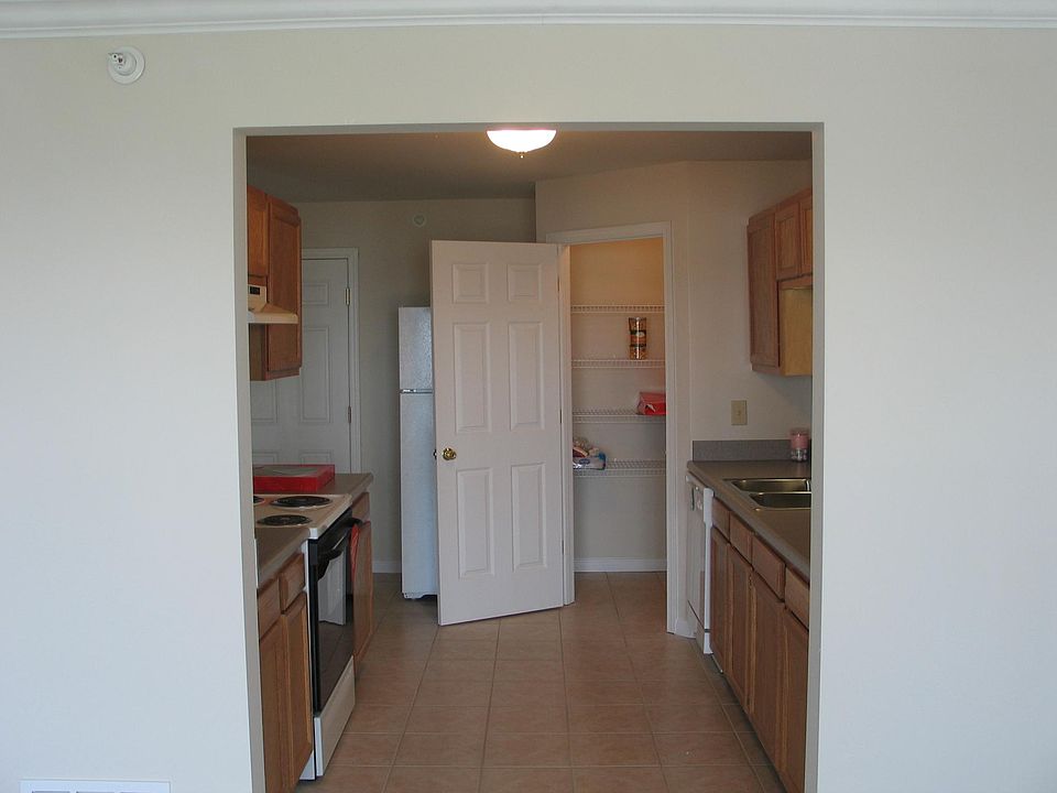 2nd image of 2807 Aspen Pines Dr