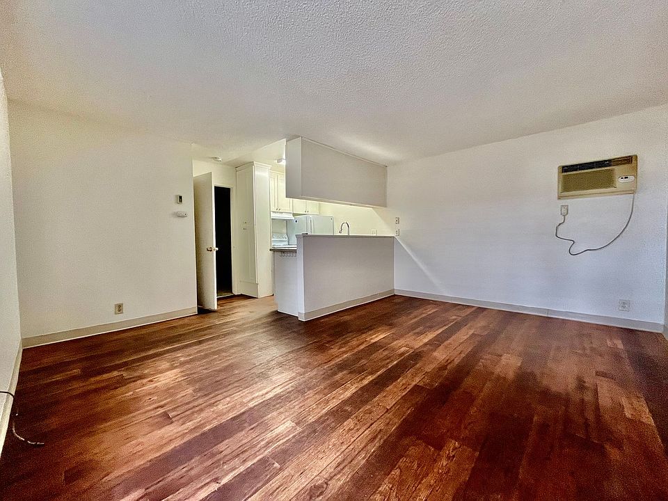 1st image of 8767 Mira Mesa Blvd APT 3