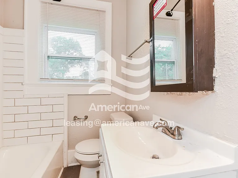 559133_010_main_bathroom_13753862.jpg