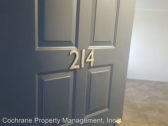 2nd image of 5615 Carpinteria Ave APT 214