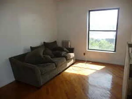 Rented by Mckinley Jones III | media 29