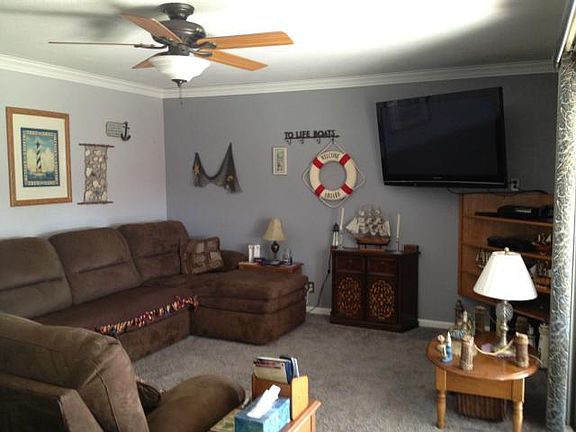 3rd image of 4025 Crane Cir