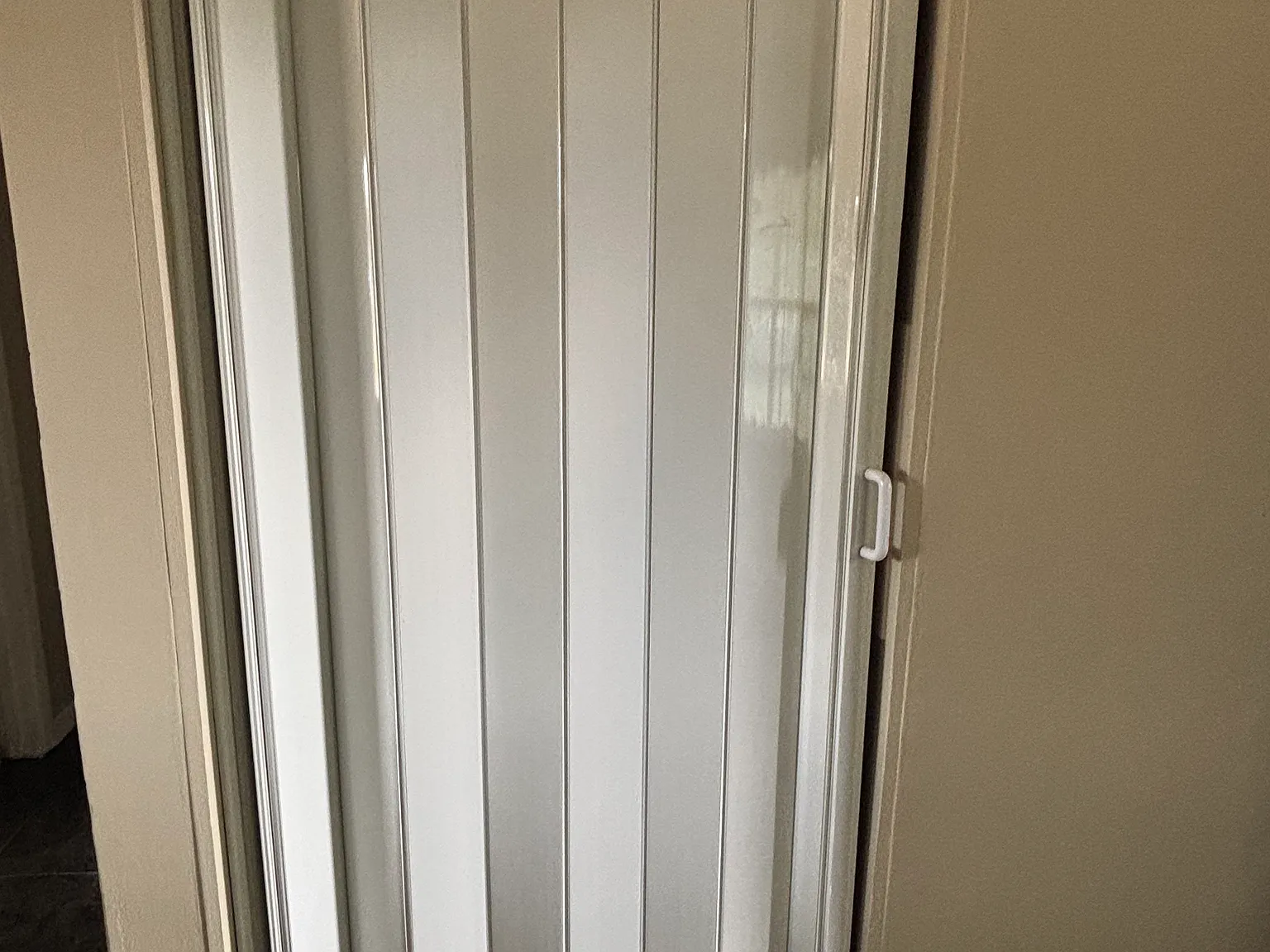 3 bed, 1000 sqft, $1,400 — Photo 4