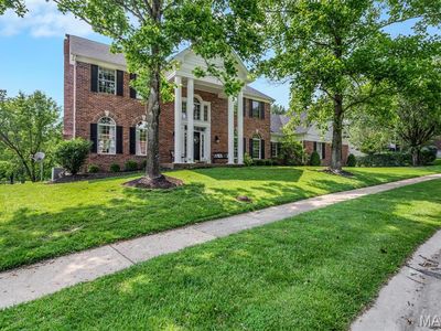 363 Pine Bend Dr, Chesterfield, MO, 63005