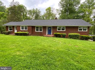 5472 Merry Oaks Rd, The Plains, VA 20198