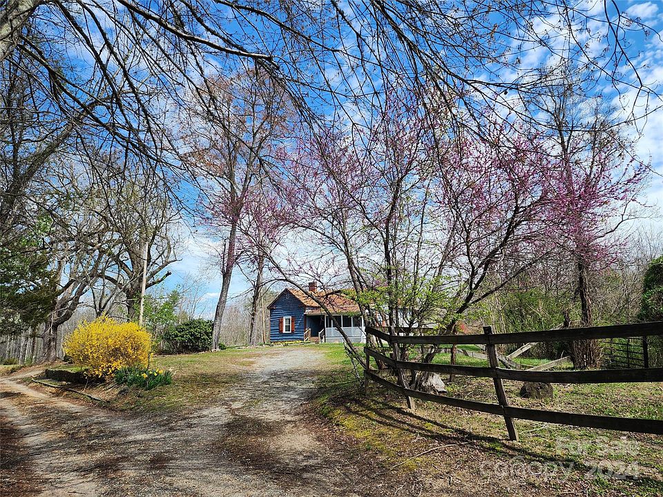 1st image of 1691 Whippoorwill Ln
