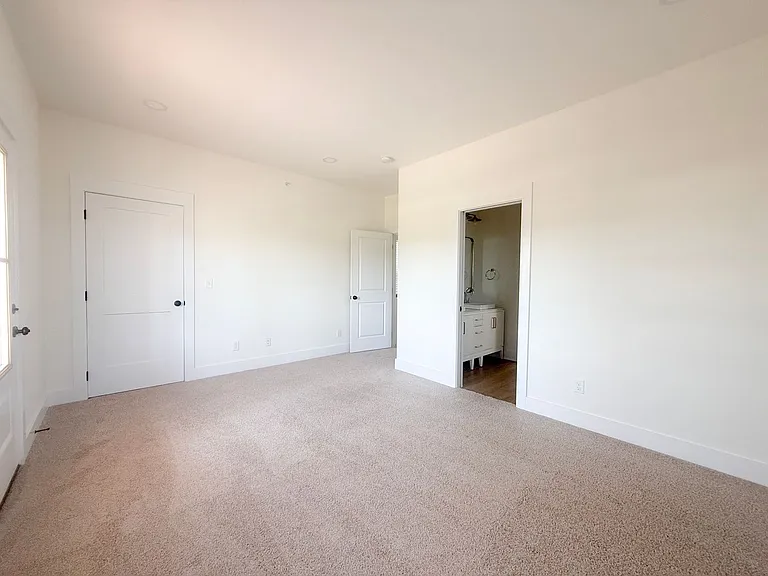 1333 Belfair St — Photo 19
