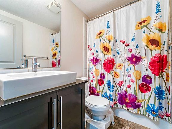 3rd image of 155 N Skyview Ranch Way NE #1111