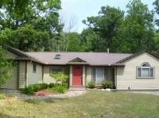 3407 Shimmons Rd, Auburn Hills, MI 48326