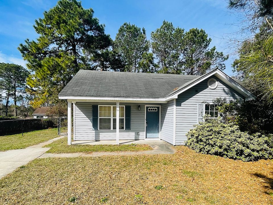 1st image of 64 Pelican St