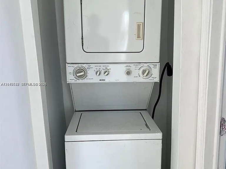 4245 NW 24th Ave #1 — Photo 14