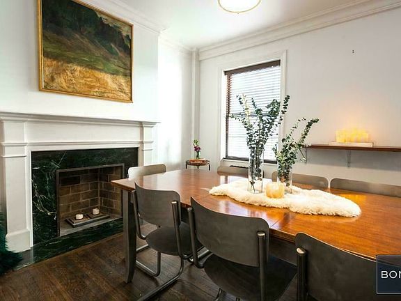 4th image of 135 W 58th St APT 4C