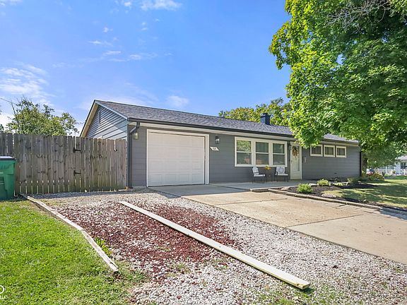 5th image of 53 E Tilden Dr