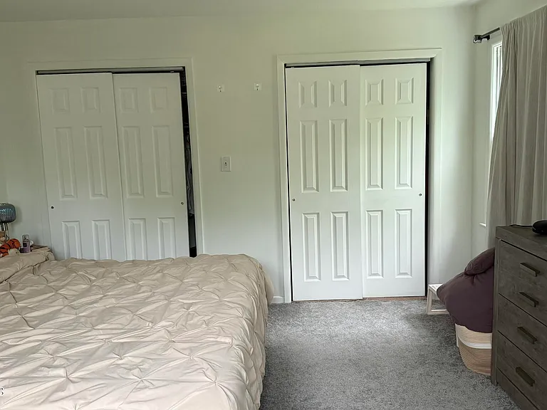 500 Freehold St — Photo 5