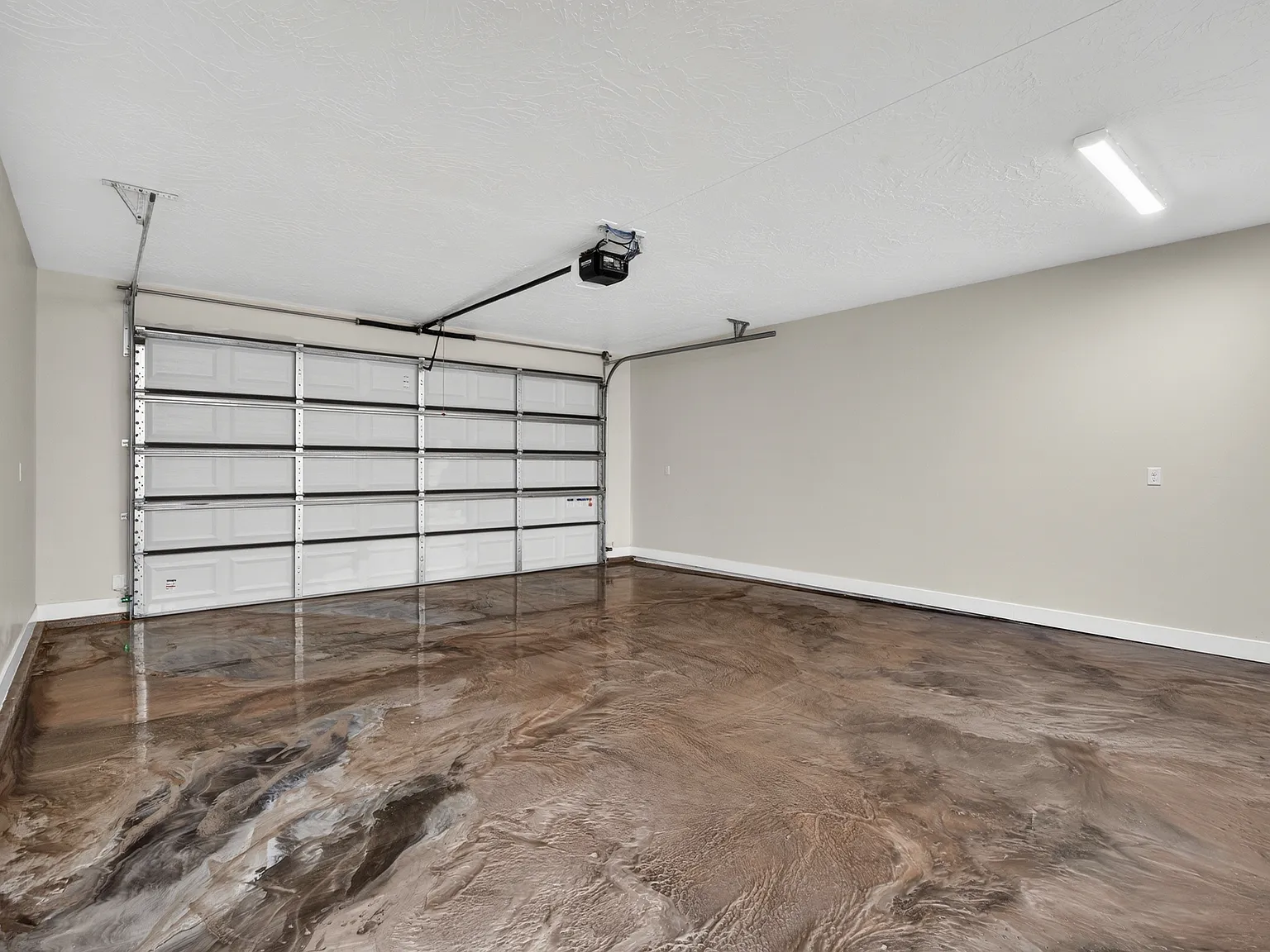 3 bed, 1476 sqft, $2,000 — Photo 4