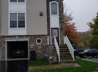 39 Russell Ct, Matawan, NJ 07747