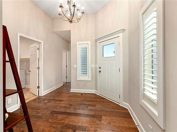 5th image of 4925 Tallgrass St
