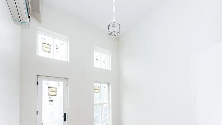 Rented by Nooklyn NYC LLC | media 46