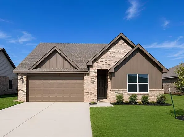6001 Green Meadow Ln, Oklahoma City, OK 73132