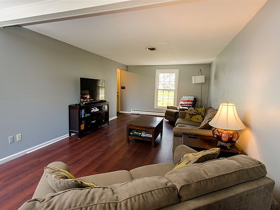 5th image of 3524 Rockwood Dr
