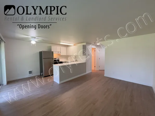 New Flooring, Counters & Appliances! 3 Bdrm 2 Bath Townhome In Olympia