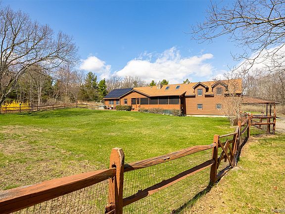 2nd image of 119 Becker Hill Road