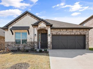 650 Harris Ridge Dr, Arlington, TX 76002