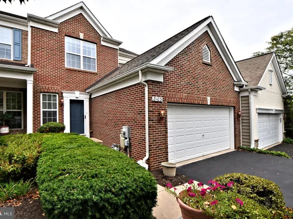 2103 Redbud Ln, Furlong, PA 18925
