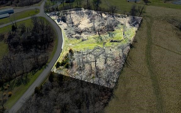 2nd image of 8318 Sherwood Dr