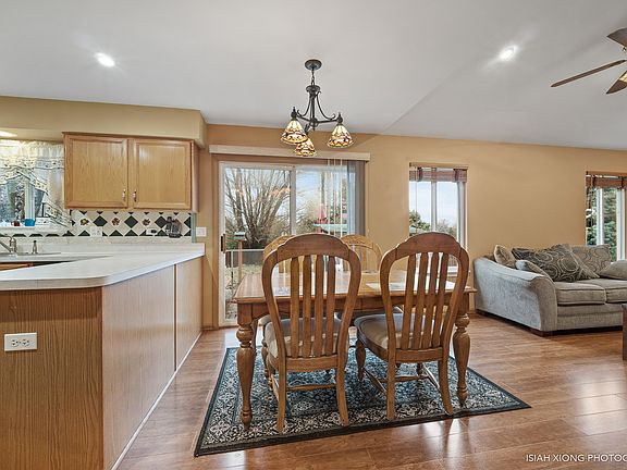 5th image of 2786 La Jolla Ct