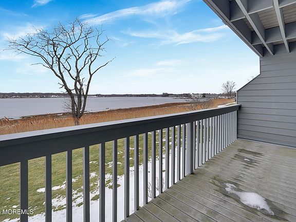 4th image of 129 Spinnaker Way