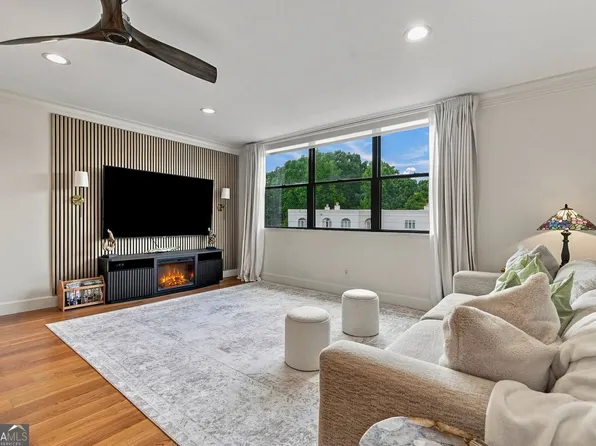 2965 Pharr Court South NW APT 416, Atlanta, GA 30305