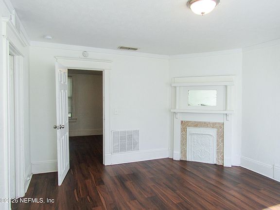 5th image of 1478 W 15TH Street