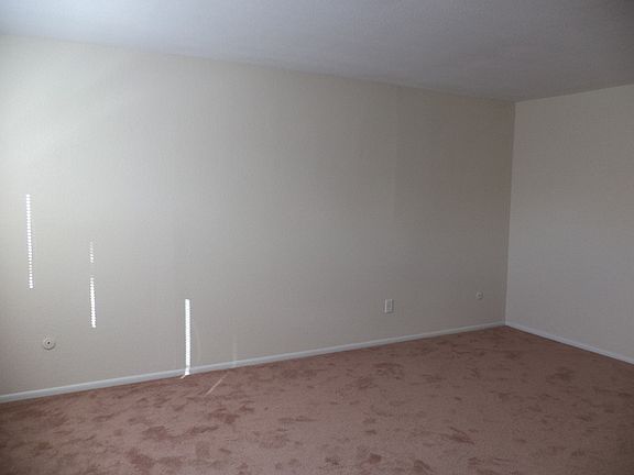 2nd image of 251 N Palmyra Dr