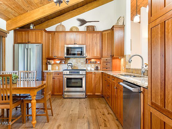 3rd image of 118 Larkspur Ct #2