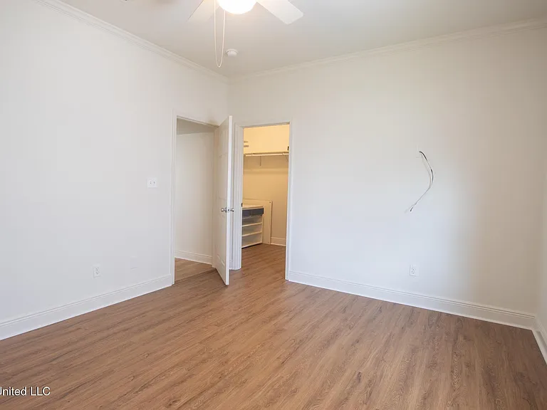 126 Miramar Ave — Photo 21