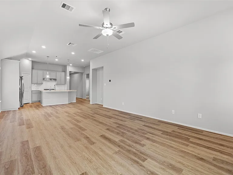 10414 Starfire Yellow Dr — Photo 14