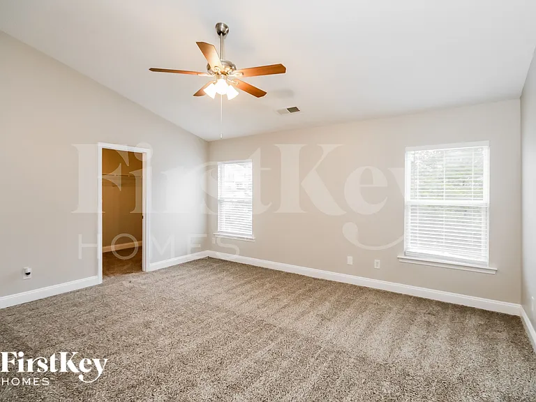 9626 Falling Stream Dr — Photo 7