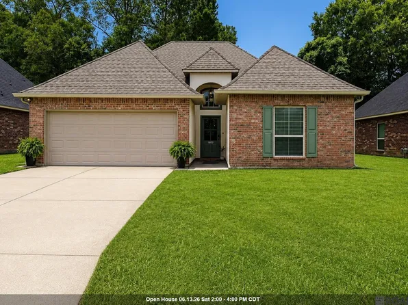 10130 Angela Dr, Denham Springs, LA 70706