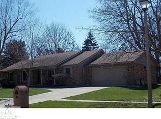 1317 Westport Dr, Lansing, MI