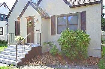 1st image of 518 E Blue Earth Ave