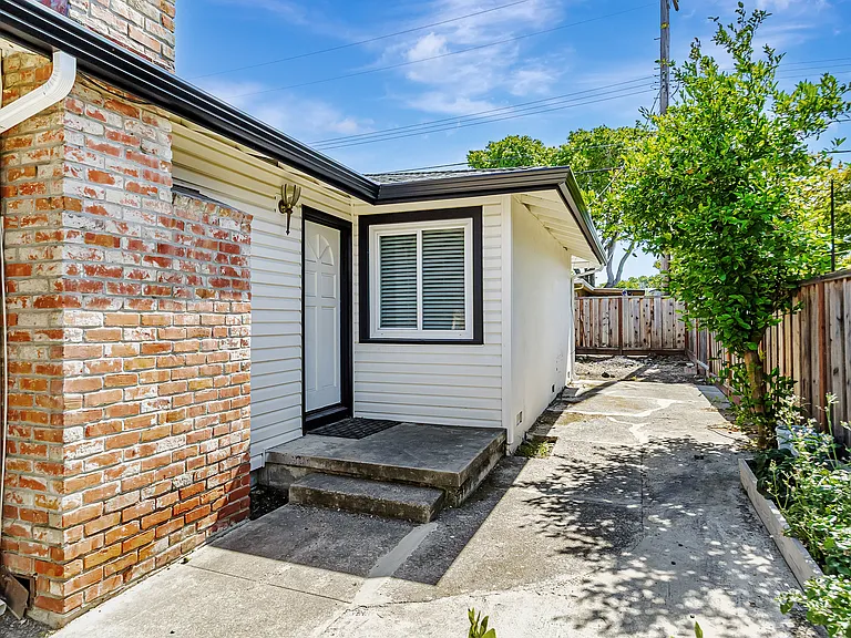 2158 San Rafael Ave — Photo 29