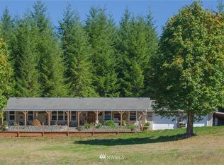135 Hobbs Hill Dr, Chehalis, WA 98532