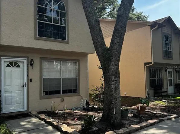 2118 Fletchers Point Cir, Tampa, FL 33613