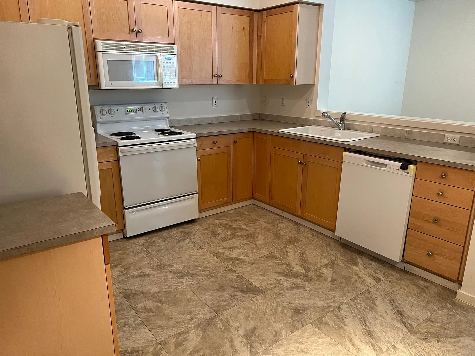 107 164th St SE — Photo 3