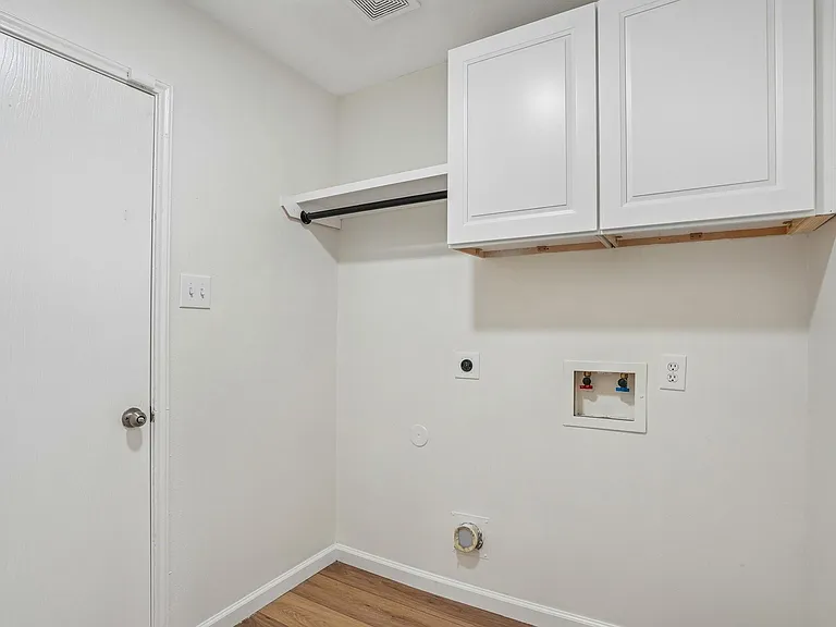 4419 Crossvine Ave — Photo 32
